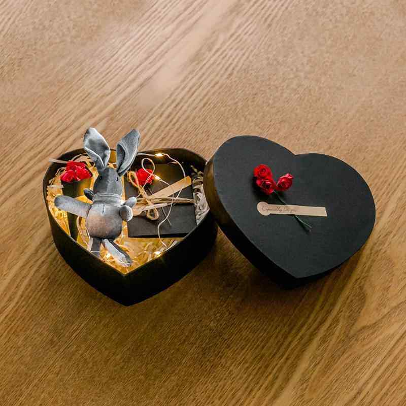 新款情节礼品盒心形礼大精美水果鲜号花包装盒生日人口红香水520