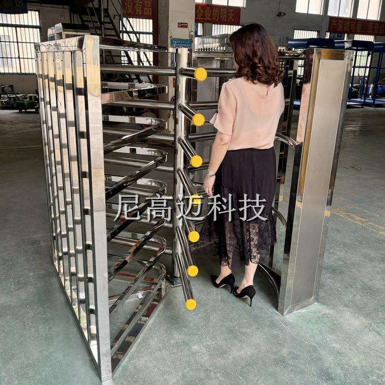 宁波火车站单象旋转门健身馆进出手动栅栏衮闸机三排杆十字转闸挡