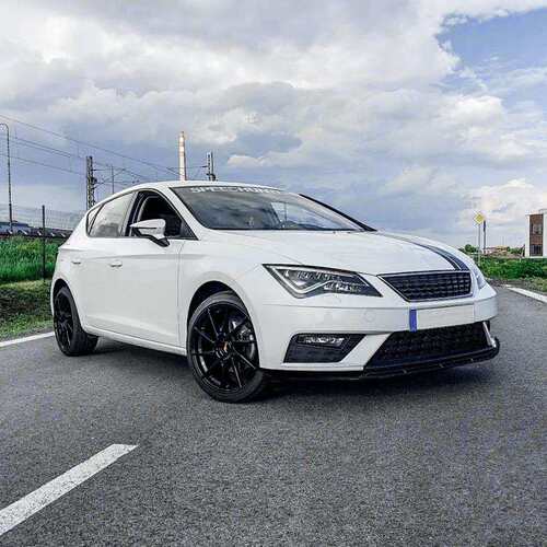 适用西雅特里昂Seat Leon MK3.5 2017-2019标准版前唇前铲改装