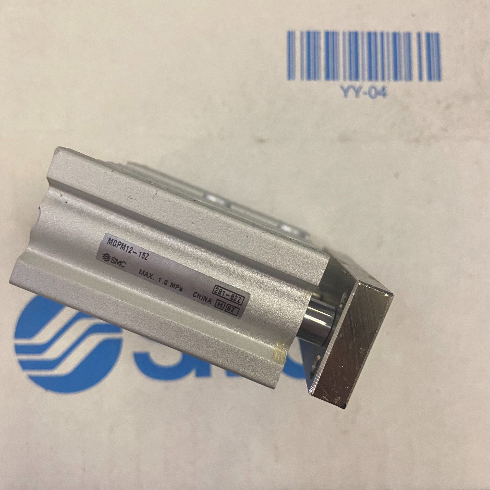 SMC原装气缸MGPM12-15Z 现货销售