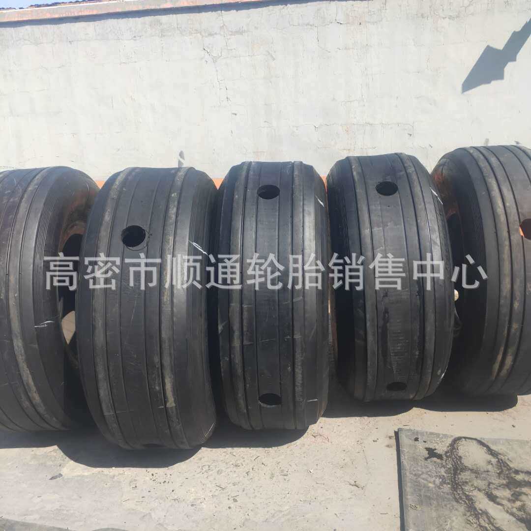 现货钻孔旧飞机轮胎1.2米开孔吊挂防撞轮胎0.62/1.02靠船轮胎出口