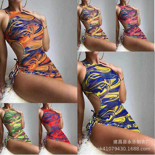 Three hollow mesh drawstring, three swimsuits,