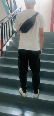 GXG男士腰包2020新款时尚男包单肩胸包小背包休闲斜挎包男潮怎么样？是哪里牌子？有何缺点？