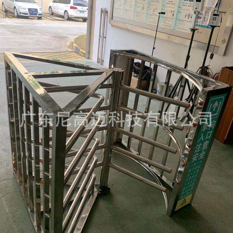 河南平顶山景区工厂不锈钢单向闸门三翼旋转门手动辊闸车站转闸