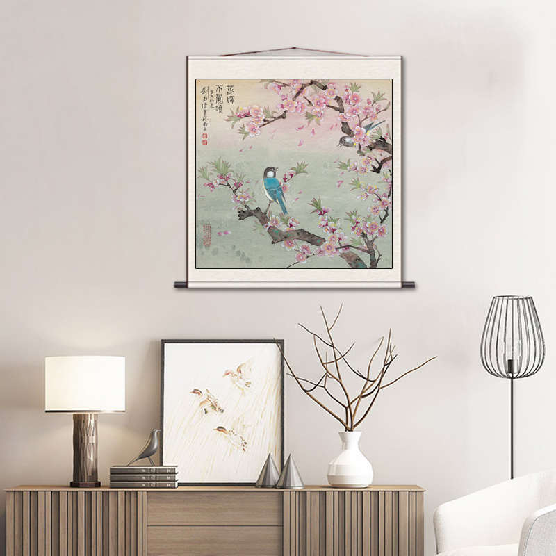 招财桃花小鸟斗方挂画可定制丝绸壁画装饰卷轴装饰玄关壁画名家画