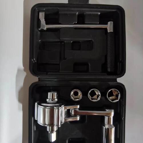 车载换胎工具全套轿车小车用轮胎备胎螺丝拆卸省力扳手螺母拆装套