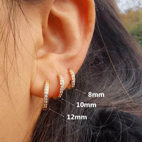 2 Pcs Rainbow Little Huggies Hoop Earrings Girl Tiny Rings C