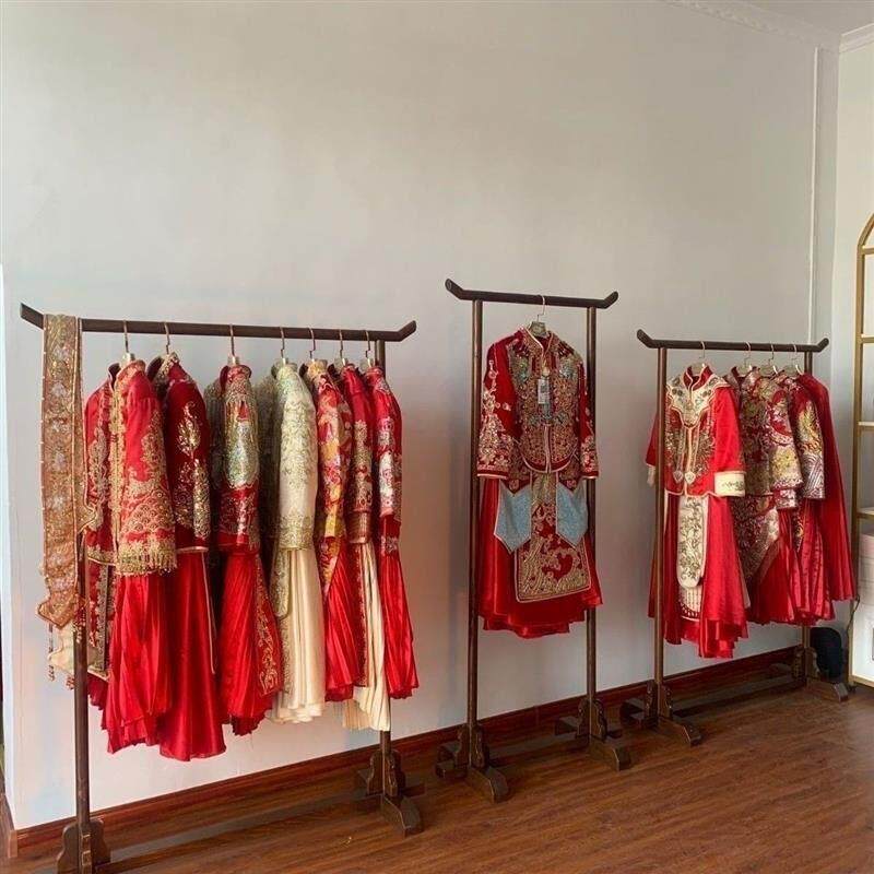 新款秀禾服展示架服装店影楼挂衣架中岛落地架龙门货架实木覆古新