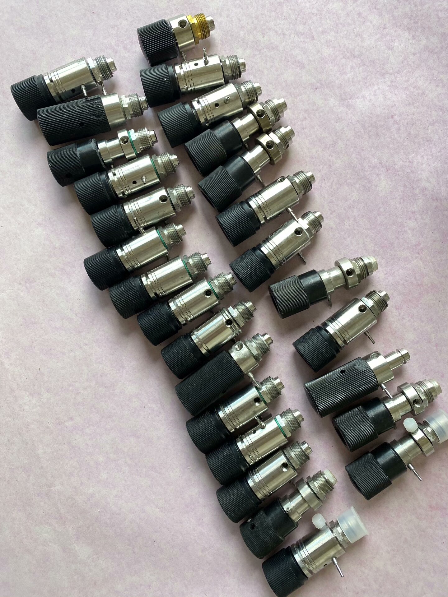 安捷伦排液阀，安捷伦排气阀，安捷伦排空阀。安捷伦1100 1