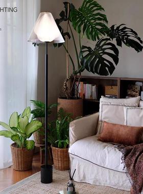 浮光简约落地灯客厅沙发边几灯高级感创意艺术卧室床头装饰氛围灯