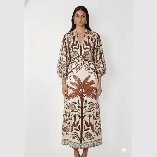 V-neck long sleeved printed dress