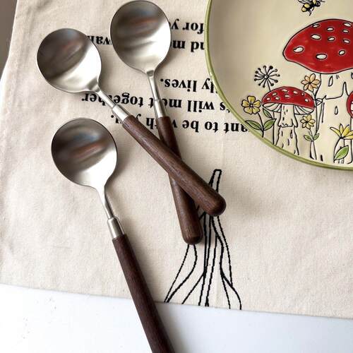 New Ins-style 304 Stainless Steel Round Soup Spoon, Walnut W