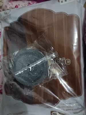 头条讨论爱罗兰门帘怎么样，图案解说其质量？