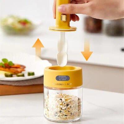 Seasoning Box Telescopic Seasoning Jar Spoon Lid Sealed