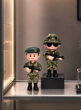 迷彩小兵摆件新款树脂公仔桌面装饰创意卡通书桌小摆件送男友礼品