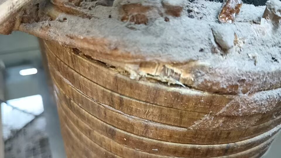 5月4日金华处置废旧稳压器1台，报废铜芯电缆线105米左右（义乌）打包处理网络拍卖公告