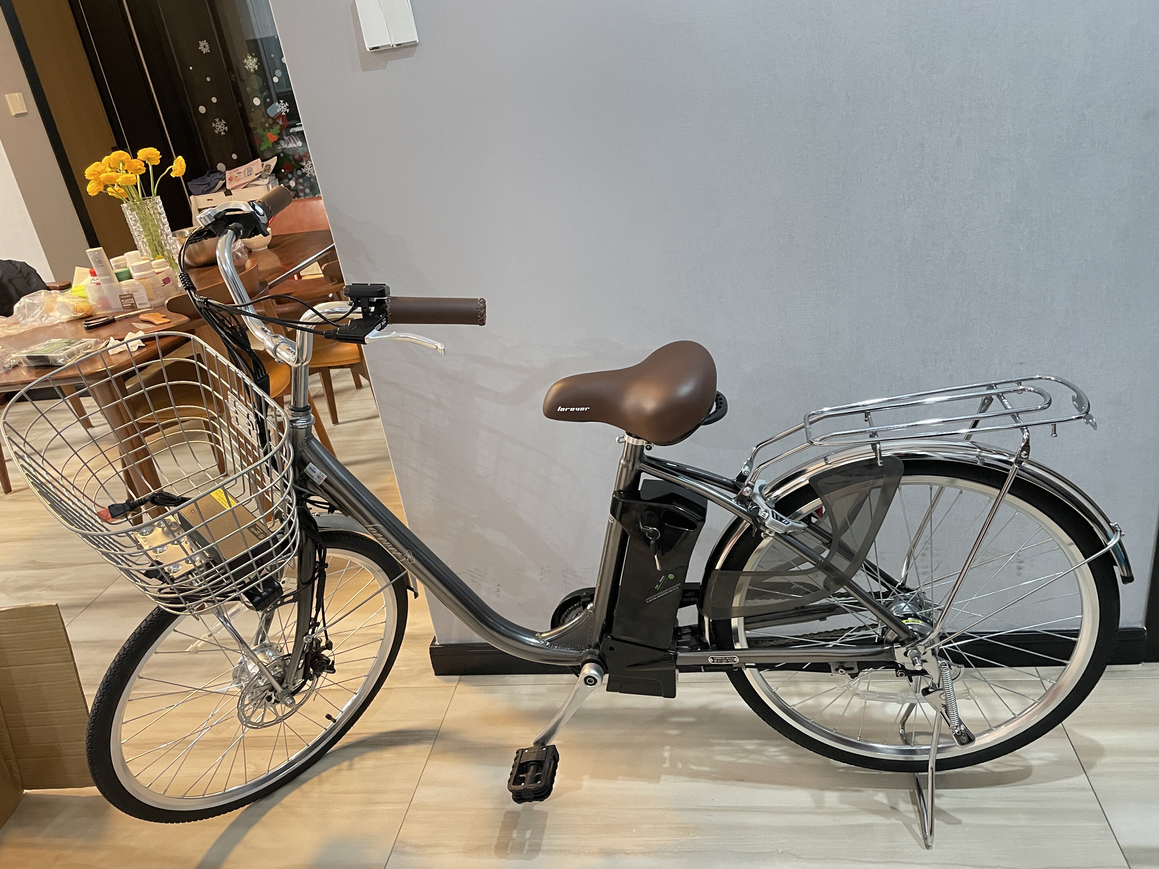 Электровелосипед FOREVER F56 с планетарной втулкой Shimano, ретро-дизайн, городской женский велосипед с аккумулятором, легкий, для поездок на работу и за покупками photo review
