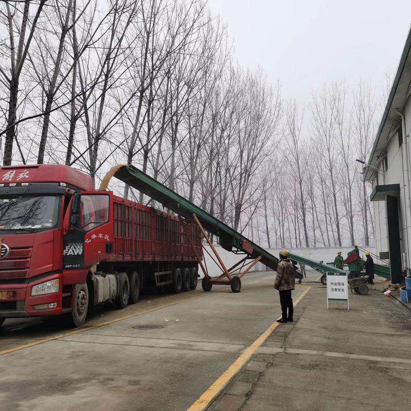 装青岛车用皮带输机加工各种型号皮带上料机带式输送送机