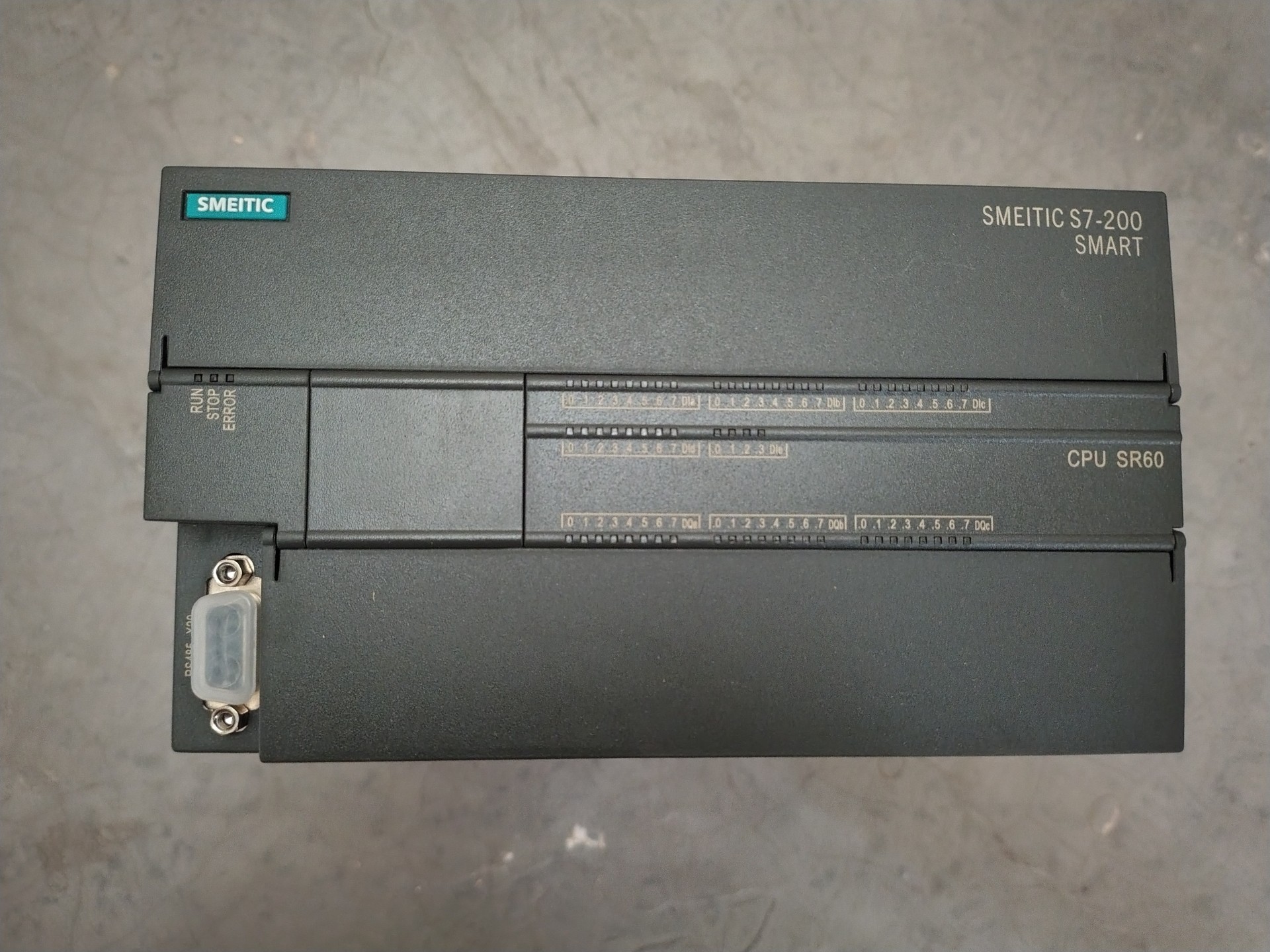 国产兼容西门子S7-200 SMART，型号CPU SR60