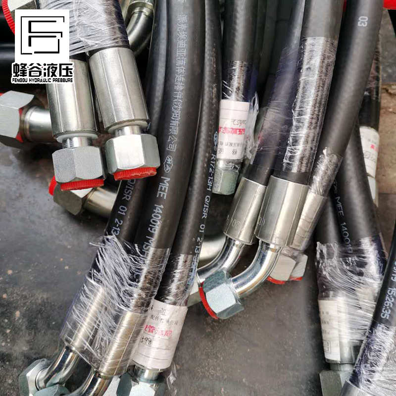 生产销售挖掘机油管总成 各种高压胶管总成机液压油管厂家供应