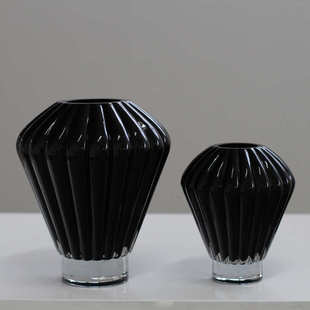 怡露工艺新品厚重白瓷黑色灯笼玻璃花瓶软装设计家居工艺品批发