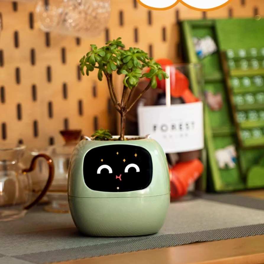 IVY智能花盆迷你可爱表情植物萌宠机器人摆件桌搭时尚潮玩