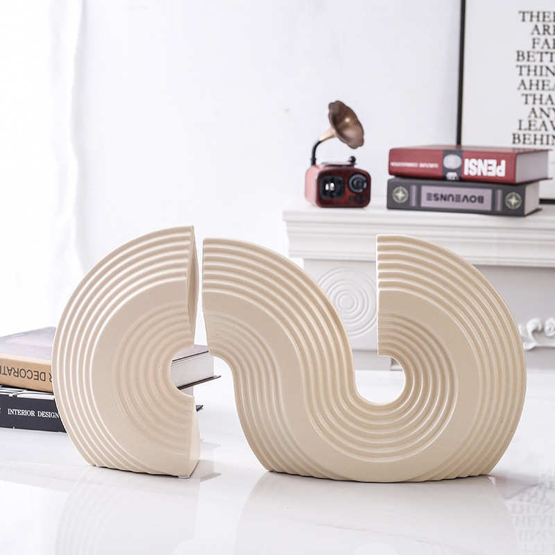 北欧现代酒店摆件创意风格造型陶瓷工艺建筑设计几何软摆件装饰品