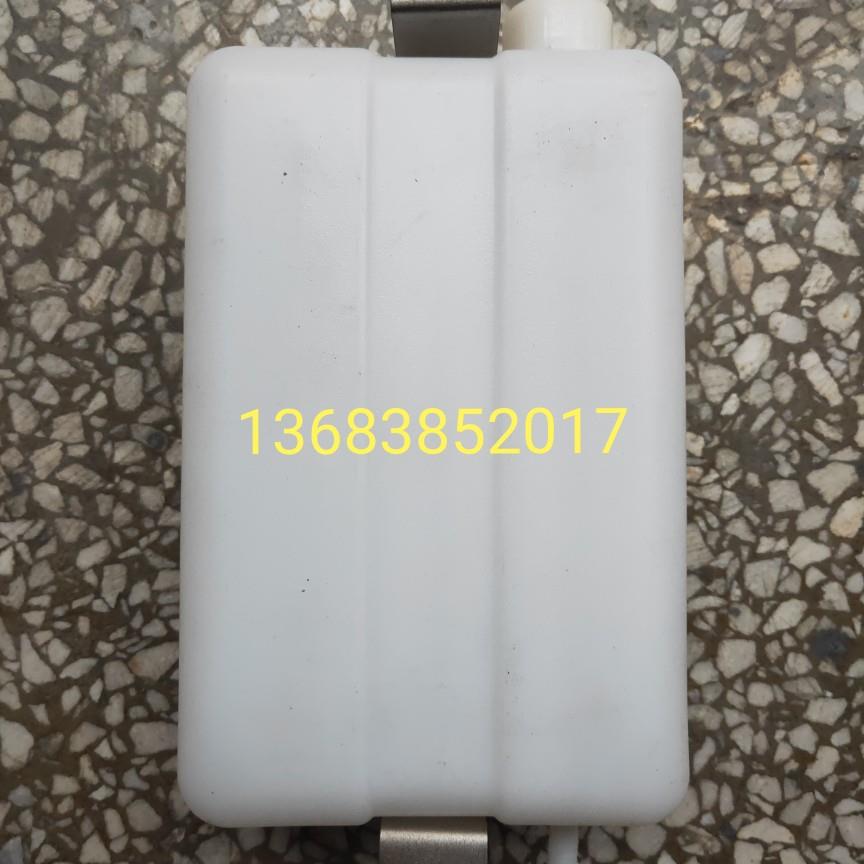 洛阳一拖东方红拖拉机原厂配件大全LX804/X904/LF954溢水壶总成