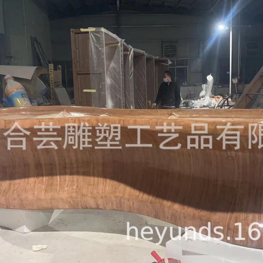 厂家直供大型雕塑玻璃钢仿木纹艺术花盆加工雕塑仿木纹花盆