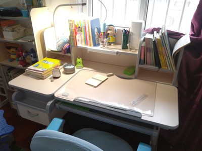 朋友推荐中沪爱童AT-212学习桌+单背椅儿童学习桌怎么样，火爆原因剖析，不看后悔