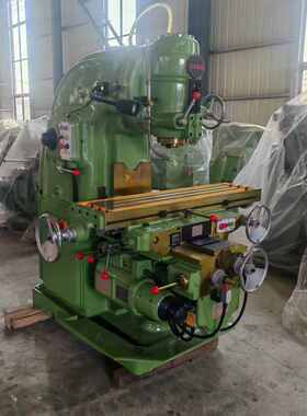 xa5032x52k铣床普通铣床立式立式厂家直销粗北一铣床开升降台