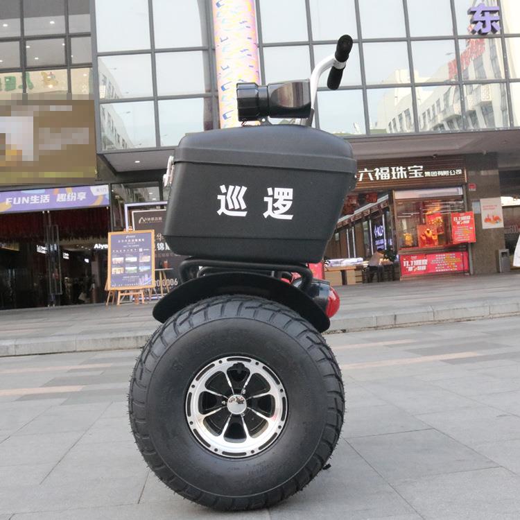 双轮越野款电动平衡车加带侧箱物业巡逻两轮代步