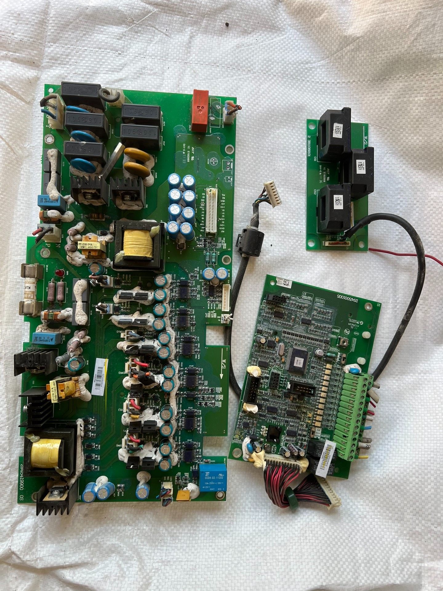 台达VFD-F系列90Kw变频器 VFD900F43C