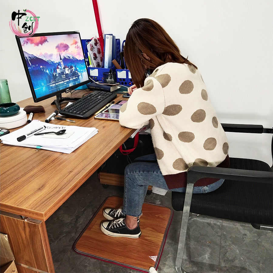 家用单人暖脚宝电暖垫器发热垫碳晶石墨烯速热垫电热地毯加热移动
