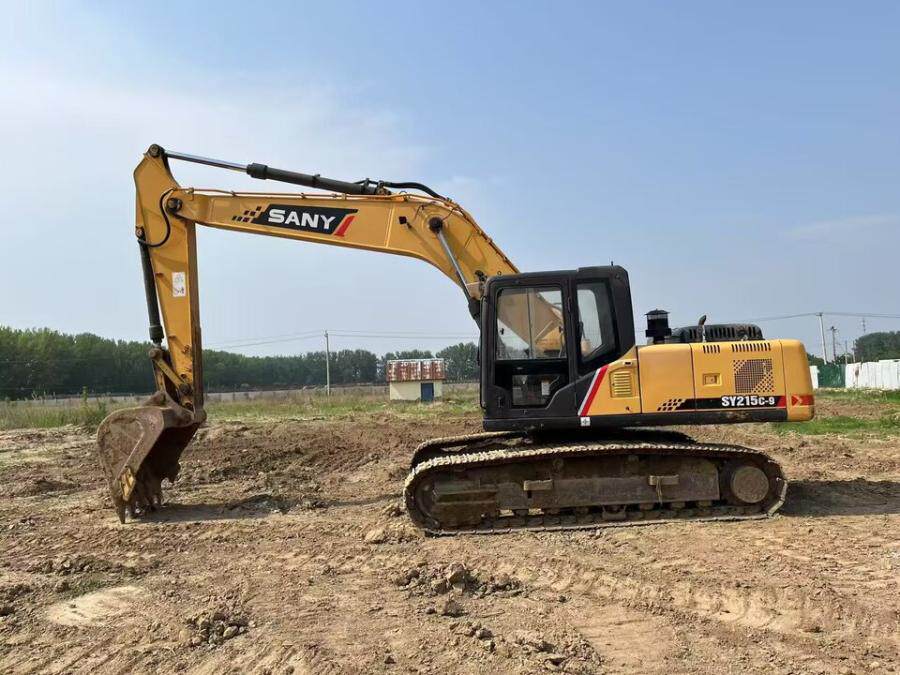 3月12日北京｛资产处置｝三一215挖机网络拍卖公告