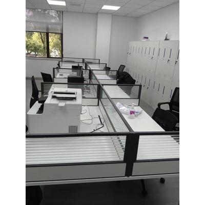 新款铝办金公桌面屏风挡板防掉落围挡合办公室隔板玻璃隔断桌定制