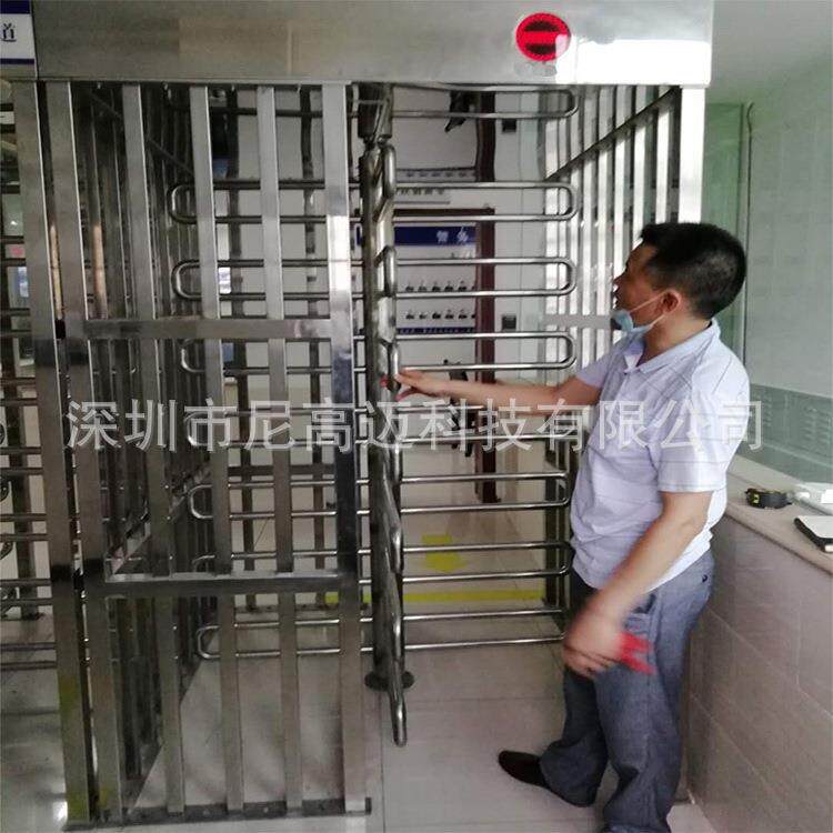 景点度假村扫码智能旋转闸机工地十字转闸门动态人脸识别双通道门