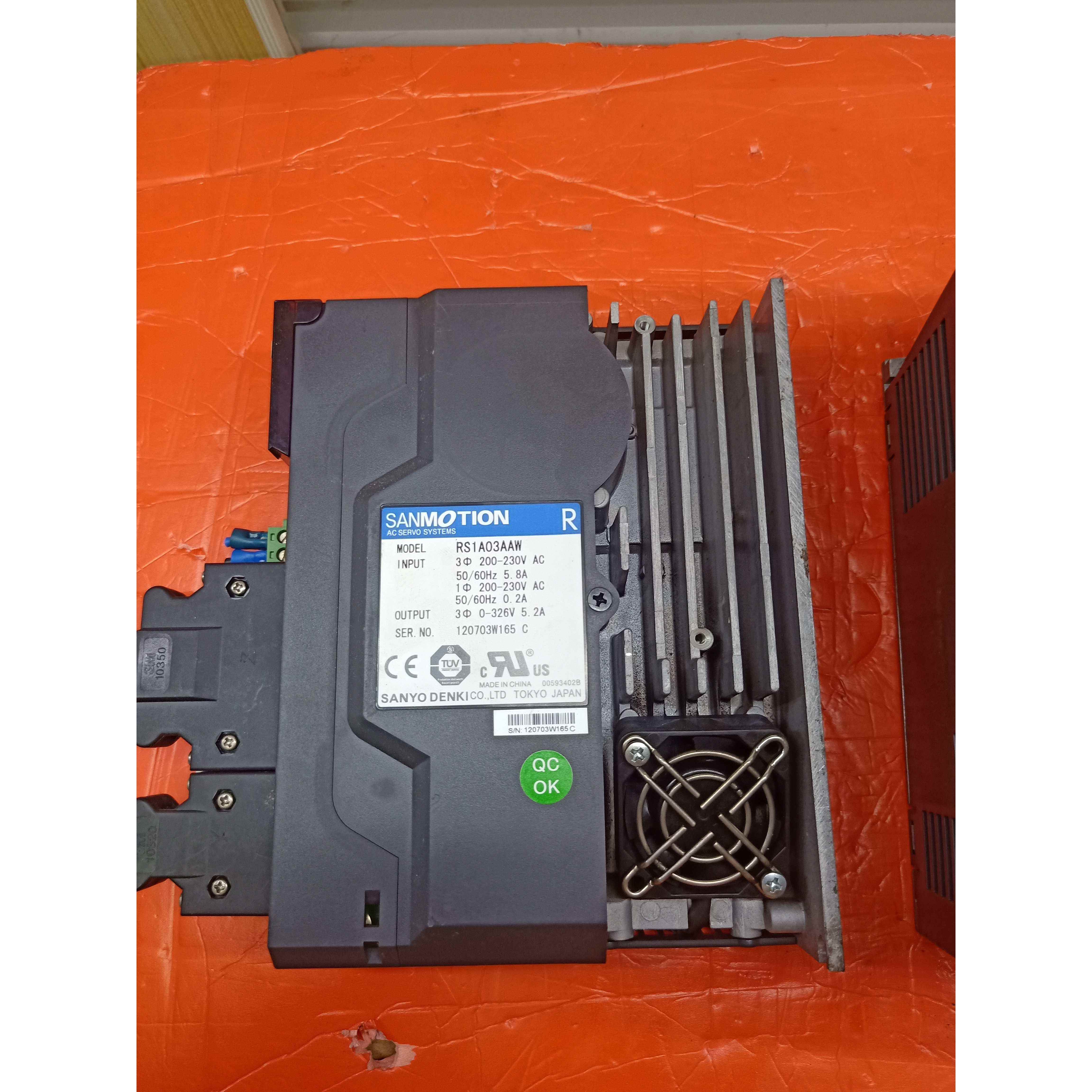 RS1A03AAW/RS1A01AA山洋驱动器现货成色漂亮可测试发货有保修议价