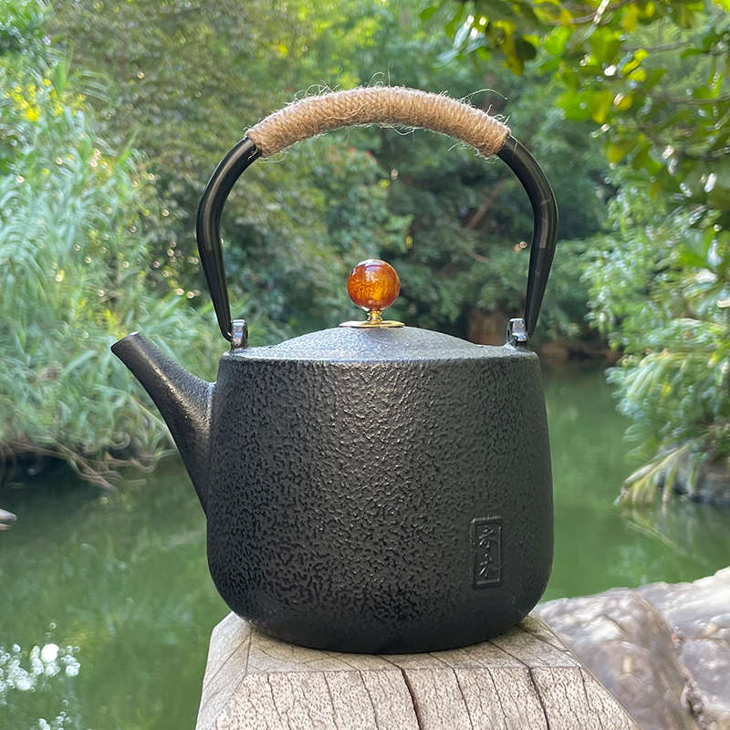 新款提梁铁壶日式铸铁茶壶复古无涂层茶具八方来财手工烧水壶家居
