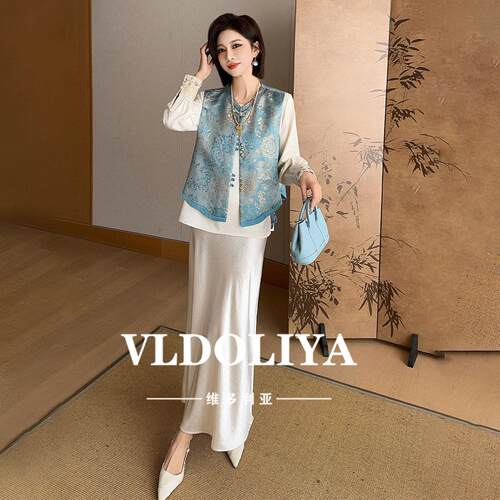 VLDOLIYA维多利亚新中式国风马甲女2026春季新款缎面流苏叠穿无袖