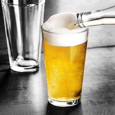 American wide pint glass craft beer glass IPA beer glass