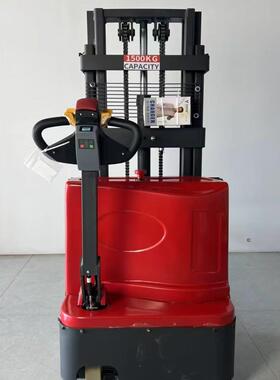 稳定承重款步行式全电动堆高车灵活转向高效装卸