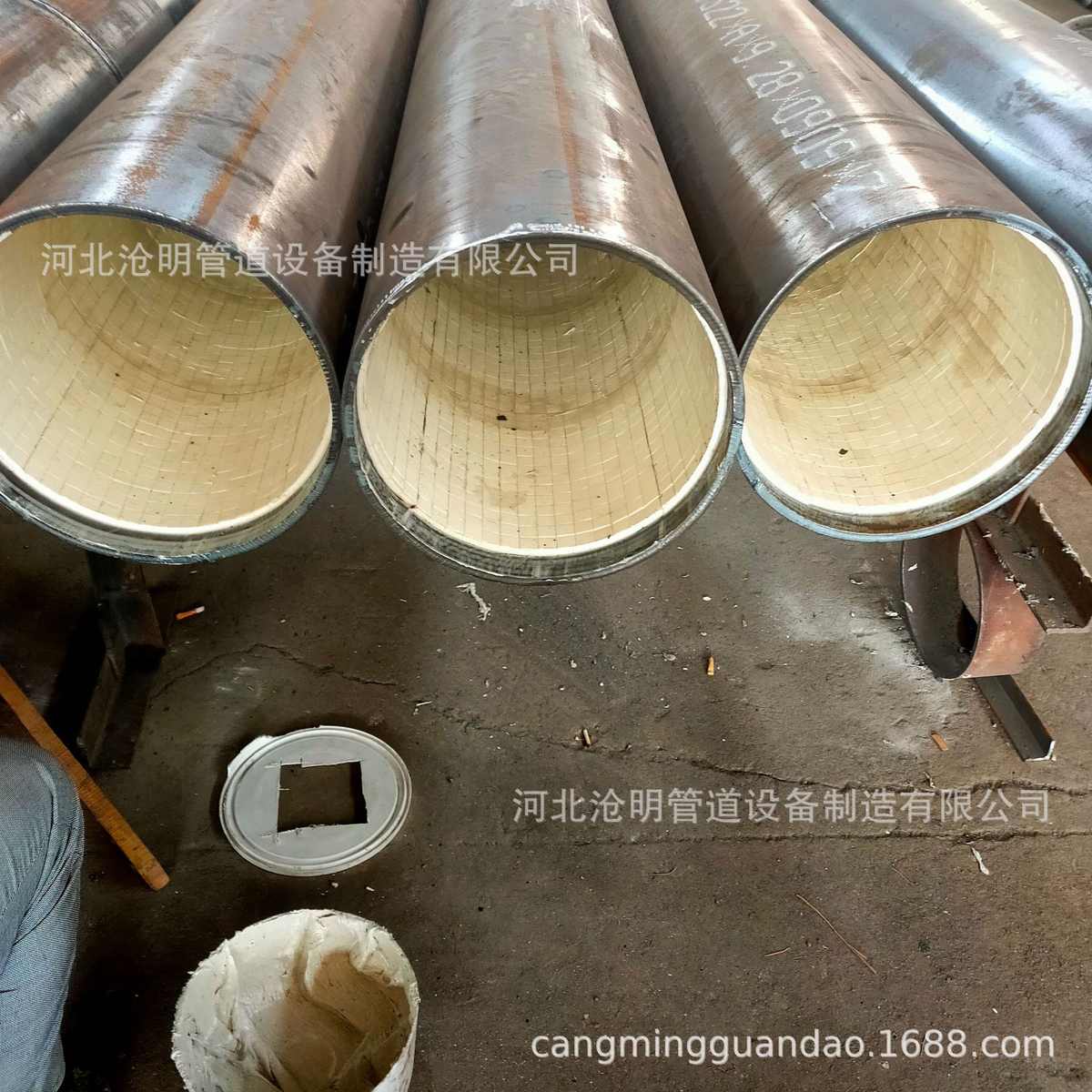 陶瓷贴片耐磨管道内衬三氧化二铝刚玉陶瓷贴片耐磨管陶瓷耐磨管道
