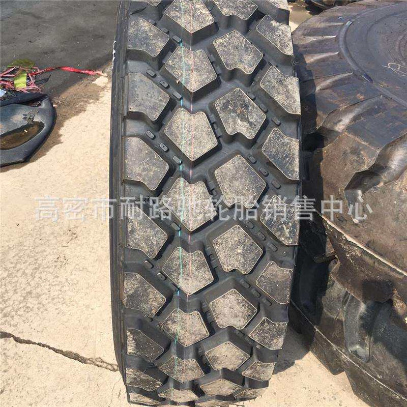 乌尼莫克轮胎335/70R22.5365/70R22.5三角TRY66花纹越野轮胎