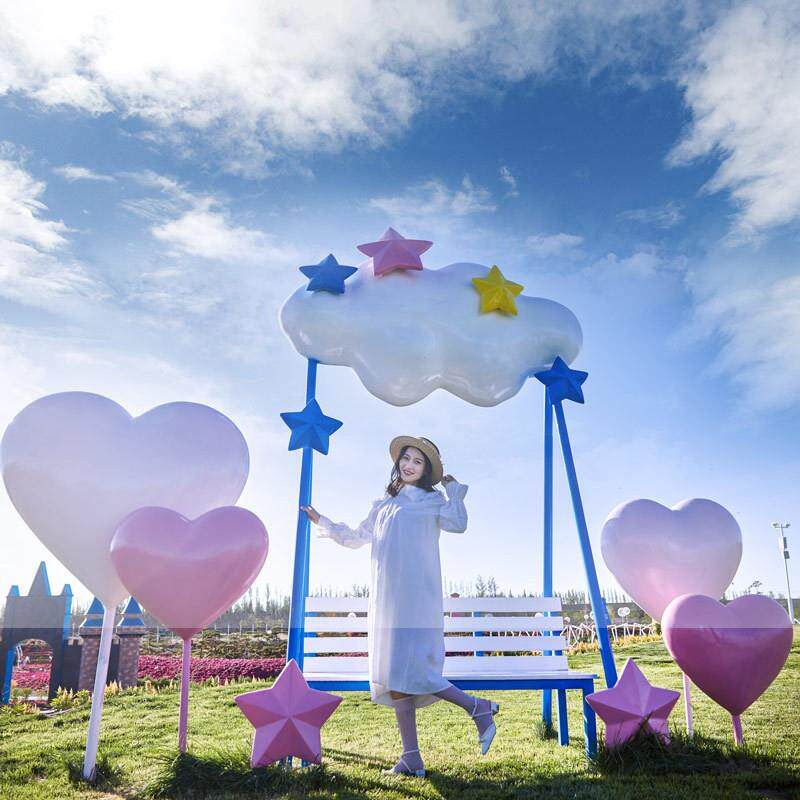 户外创意公园玻璃钢云朵休闲落地座椅抽象艺术浪漫婚纱摄影道具