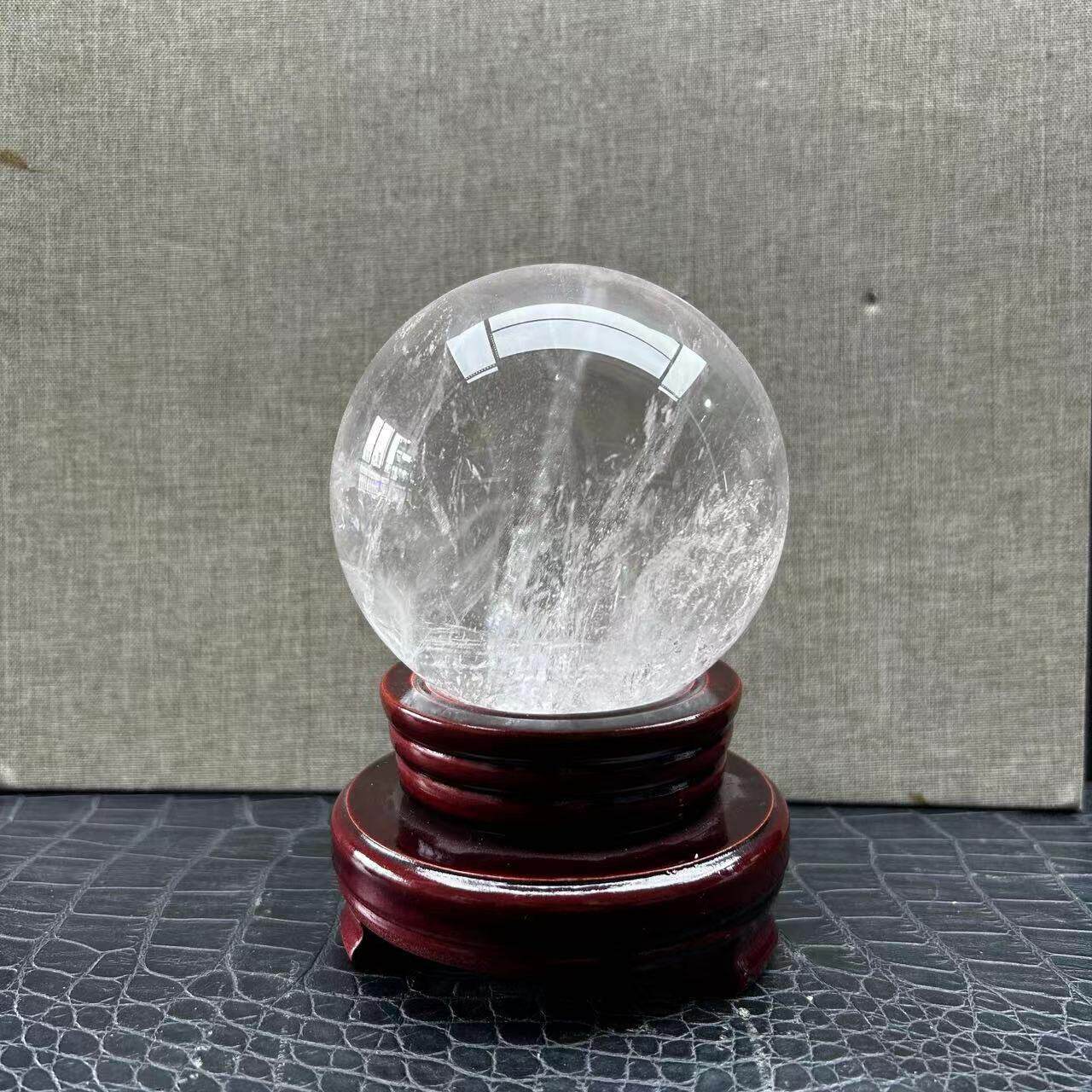 天然白水晶球摆件手工打磨送礼办公玄关客厅桌面摆件乔迁新家摆件