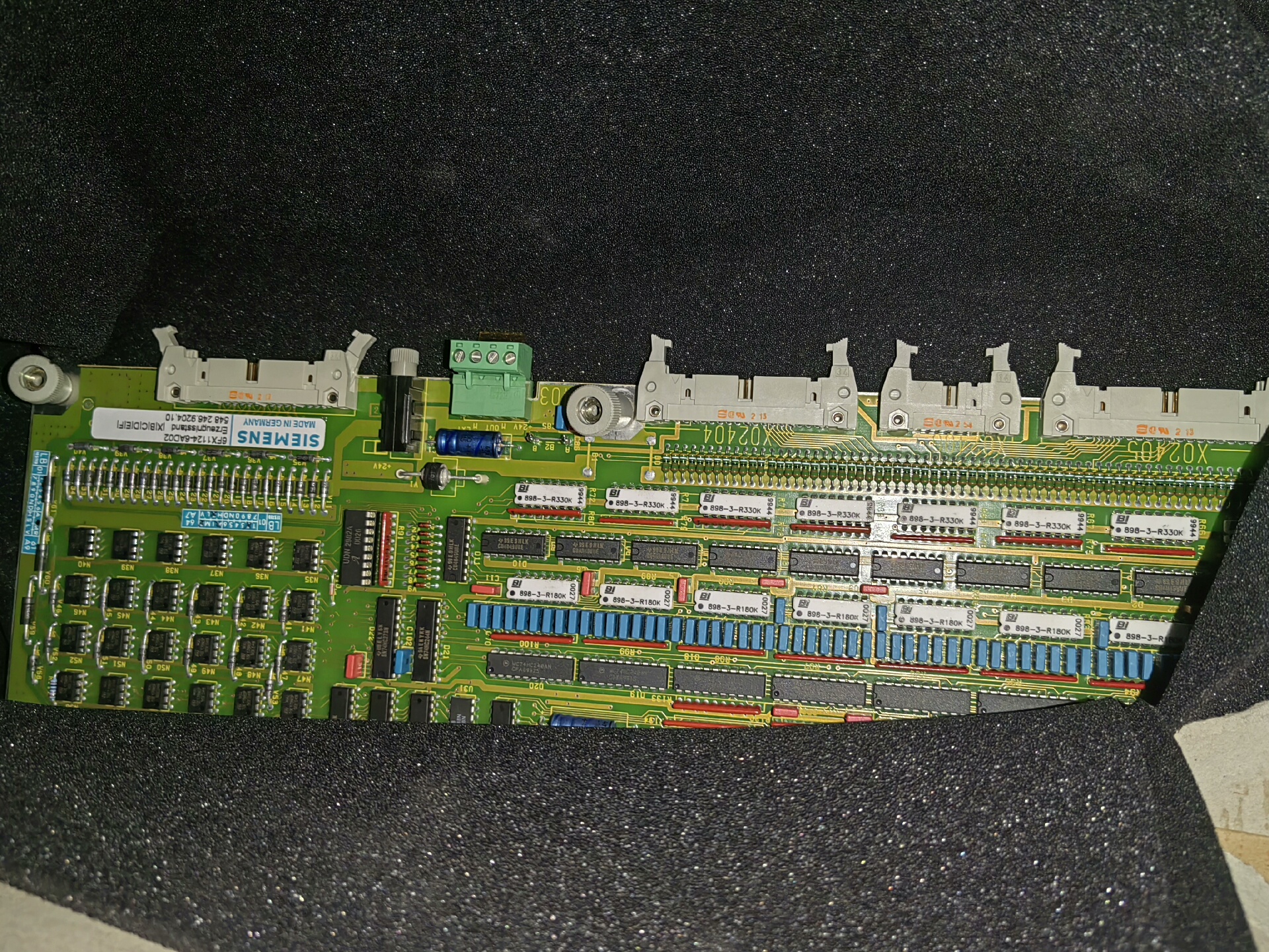 西门子  SIEMENS  1P6FX1124-6AD02