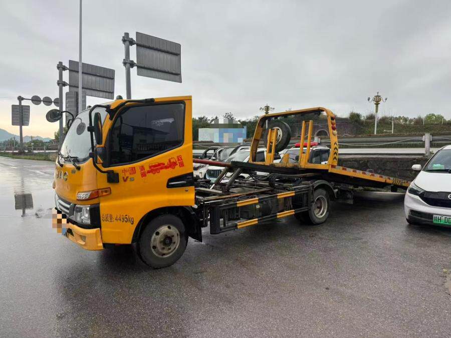 4月1日景德镇市23年7月上牌江淮骏铃龙牧双星牌清障车蓝牌柴油断气刹国六非营运手续齐全可过户网络拍卖公告