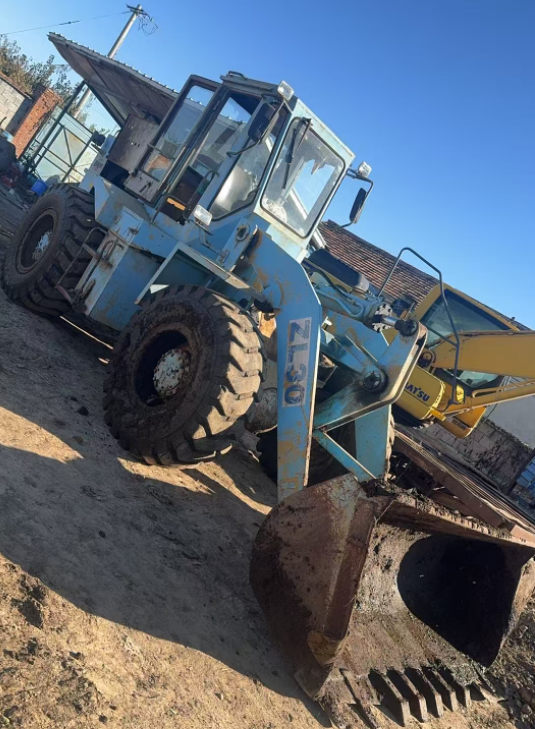 1月27日北京工程机械设备铁配重ZL30装载机一辆网络拍卖公告