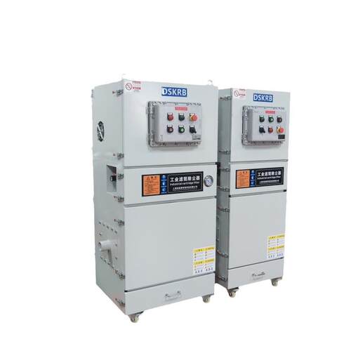 木工砂光机粉尘收集配套工业吸尘器11KW柜式脉冲反吹低噪音集尘器